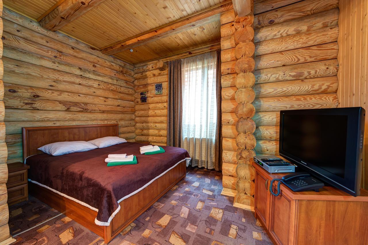 Slovyanka Hotel 슬랍스크 외부 사진