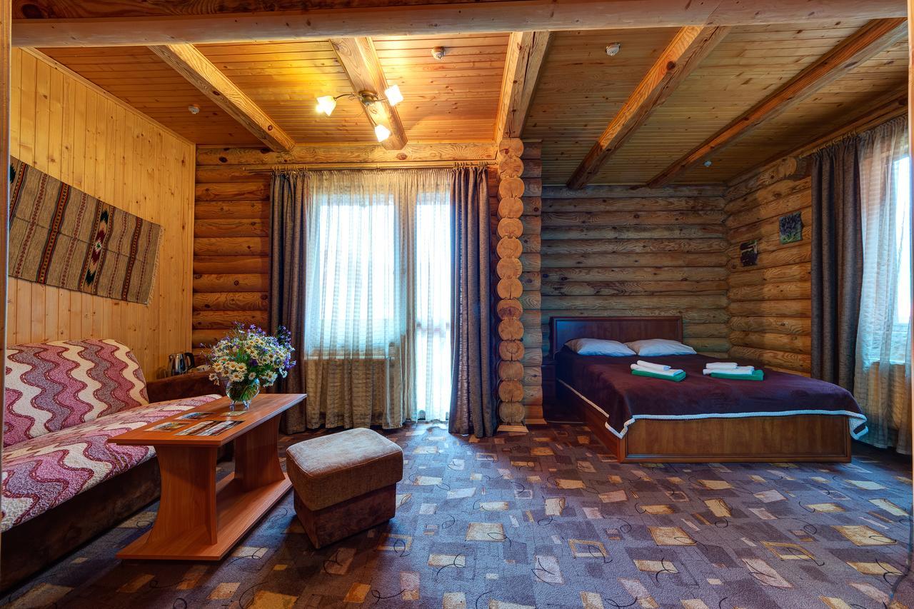 Slovyanka Hotel 슬랍스크 외부 사진