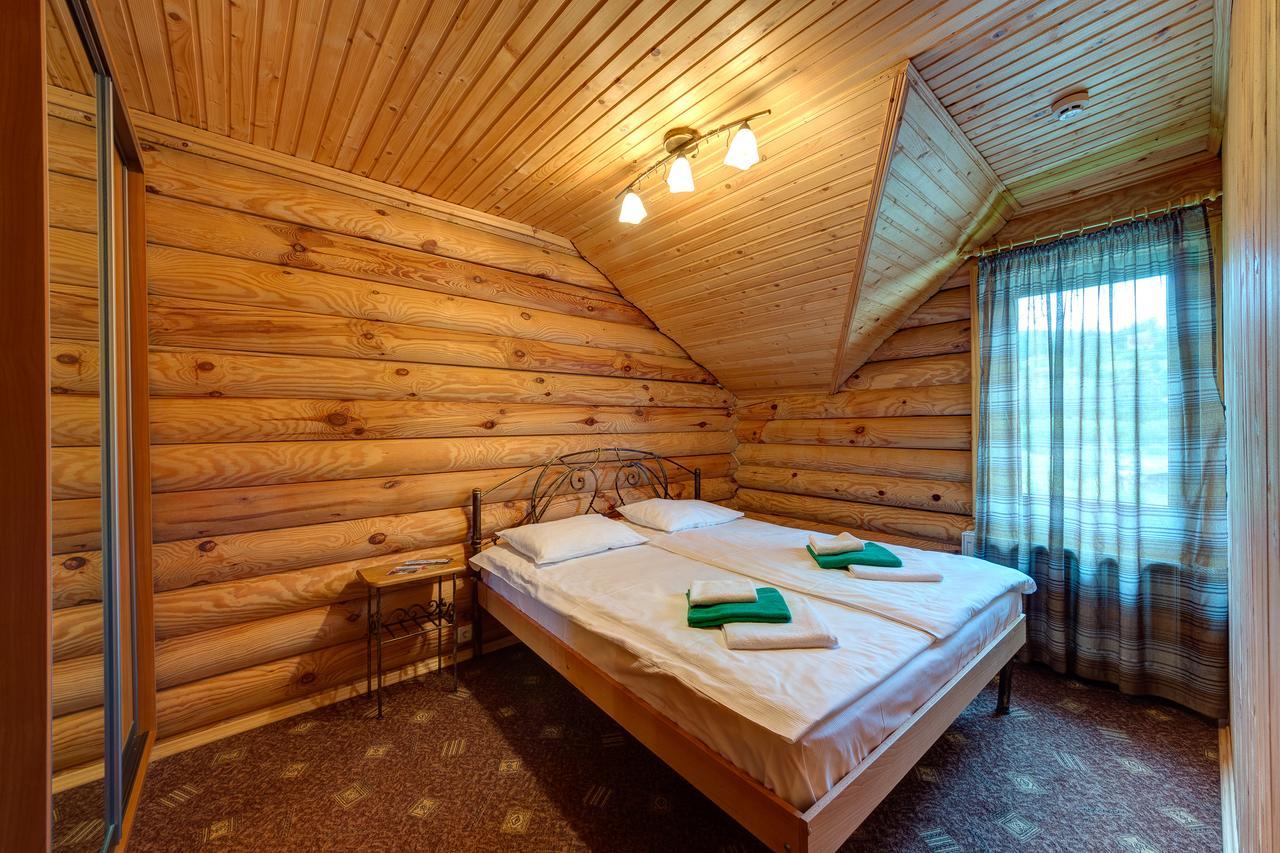 Slovyanka Hotel 슬랍스크 외부 사진
